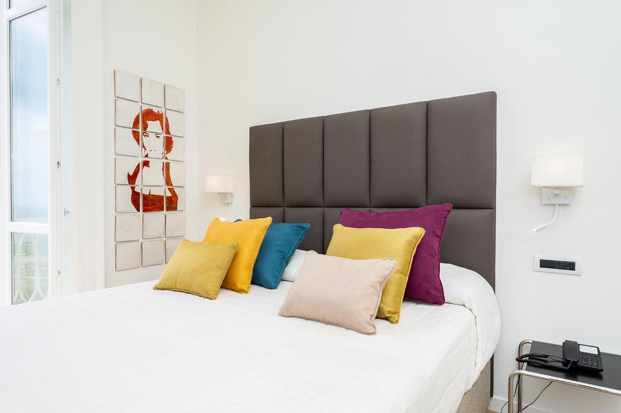ปาลัซโซ แฟร์ไรโอลิ - โฮเต็ล แอนด์ เวลเนส Hotel อัตรานี ภายนอก รูปภาพ