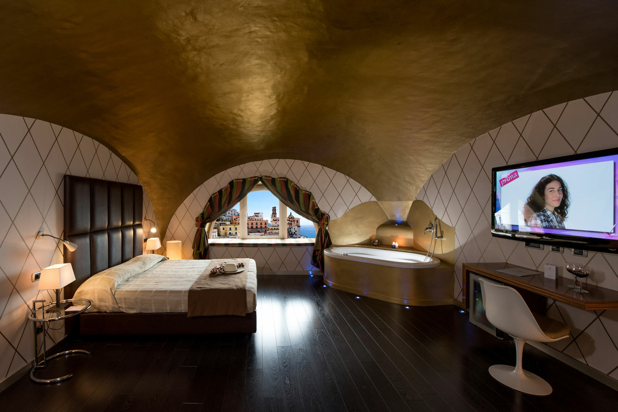 ปาลัซโซ แฟร์ไรโอลิ - โฮเต็ล แอนด์ เวลเนส Hotel อัตรานี ภายนอก รูปภาพ